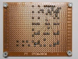 写真3、電子サイコロ基板(Arduino Uno利用版)の裏面